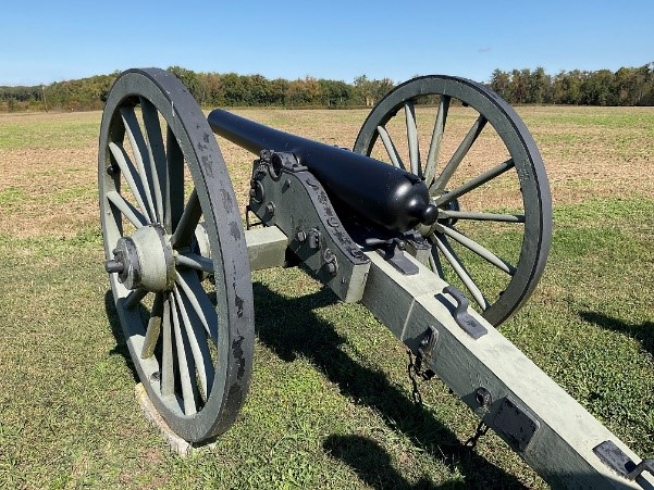 Image of a canon at the Richmond National Battlefield.